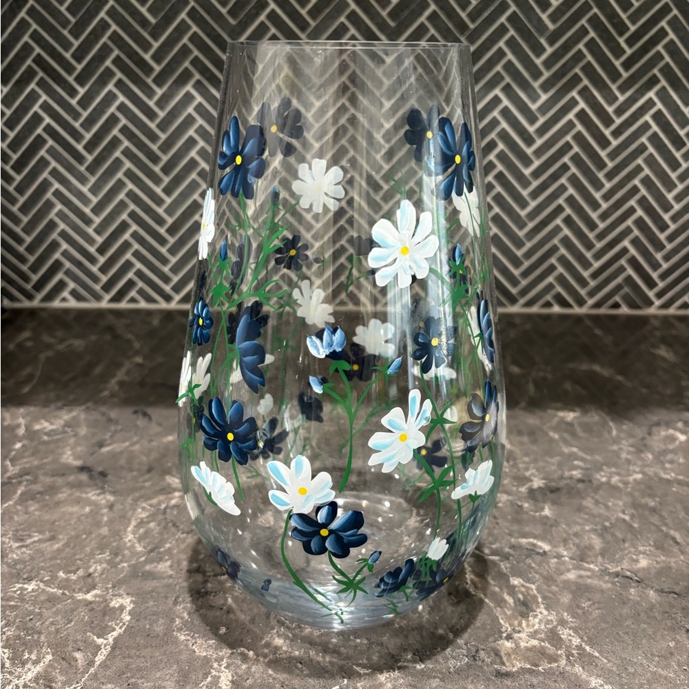 ❗️Crate & Barrel Vintage Floral Glass Vase with Blue and White Flowers
